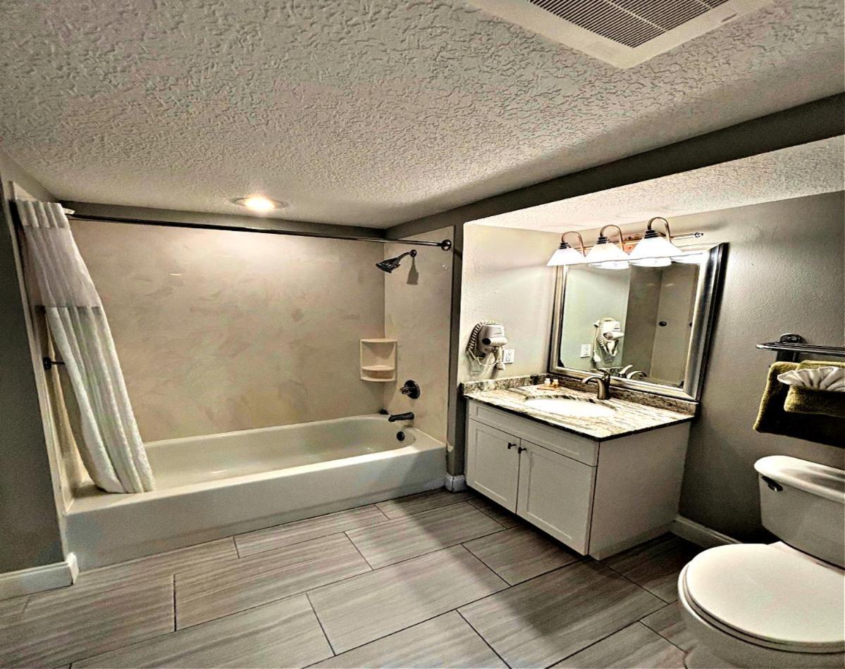 Vacation In Comfort And Luxury - 3 Bedroom Direct Oceanfront - Wyndham Ocean Walk Resort 2425 Daytona Beach Dış mekan fotoğraf
